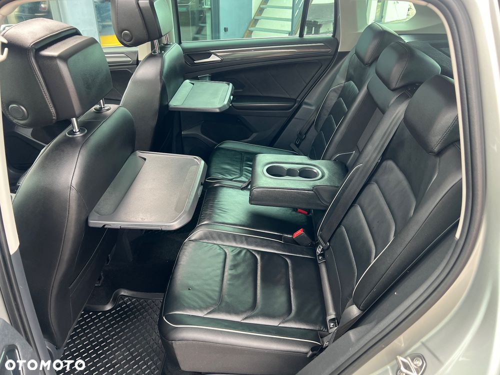Volkswagen Tiguan - 19