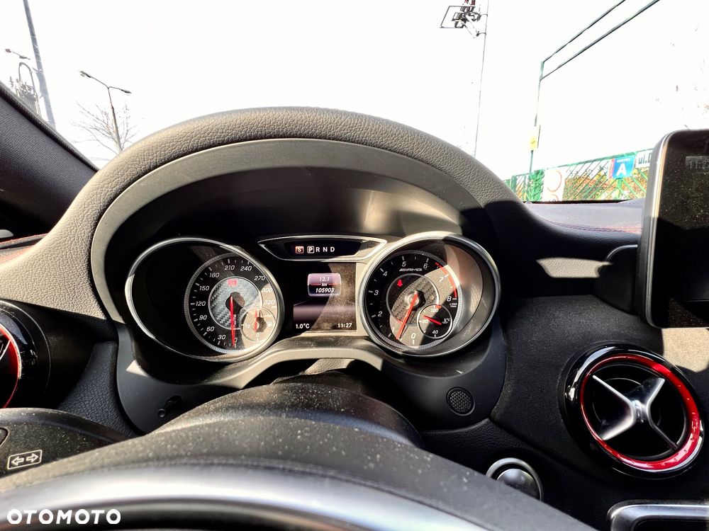 Mercedes-Benz CLA - 11