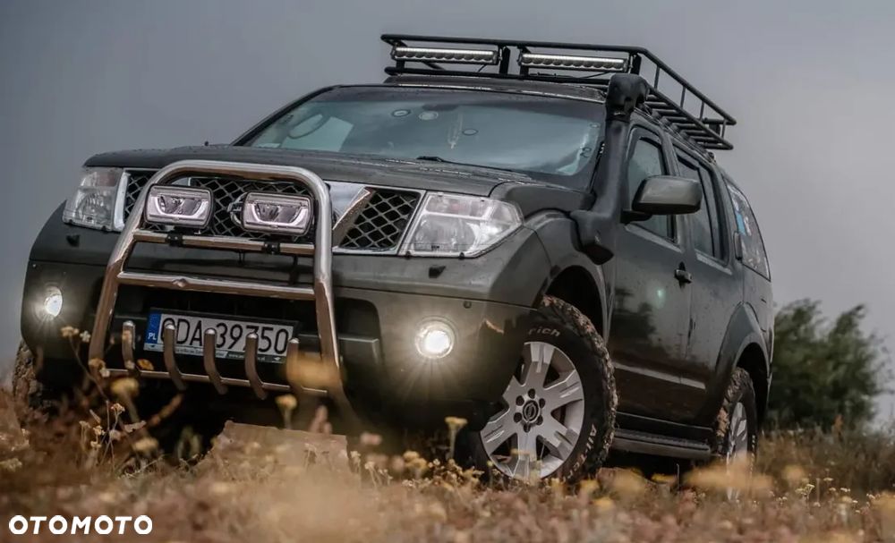 Nissan Pathfinder 2.5 DCi Elegance + - 1