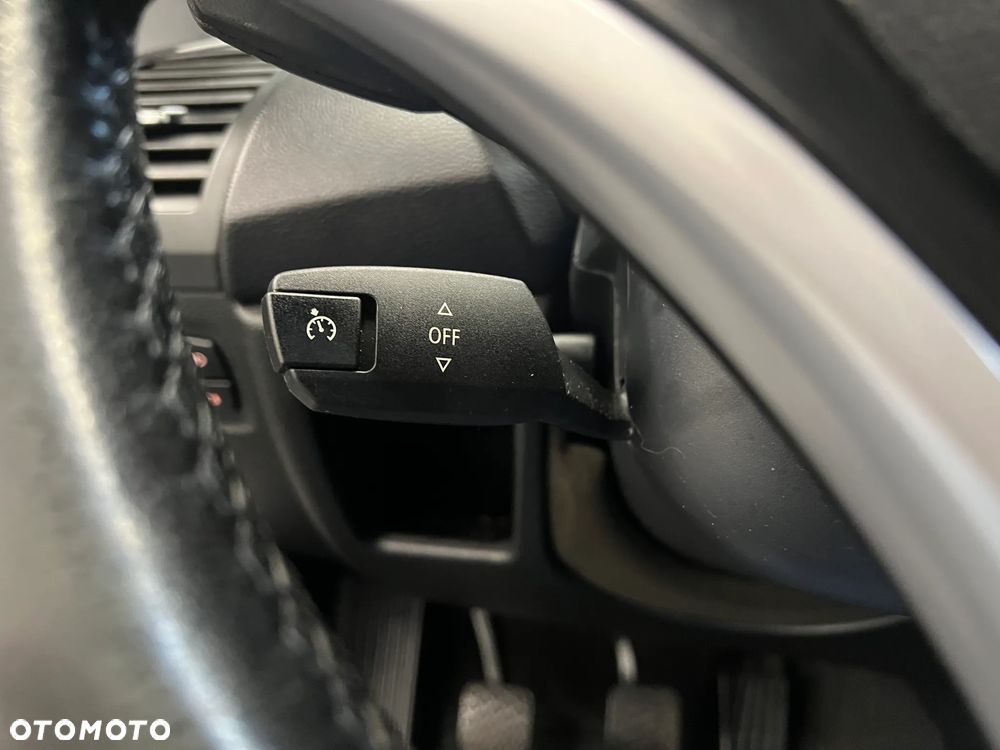 BMW Seria 1 118d DPF - 24