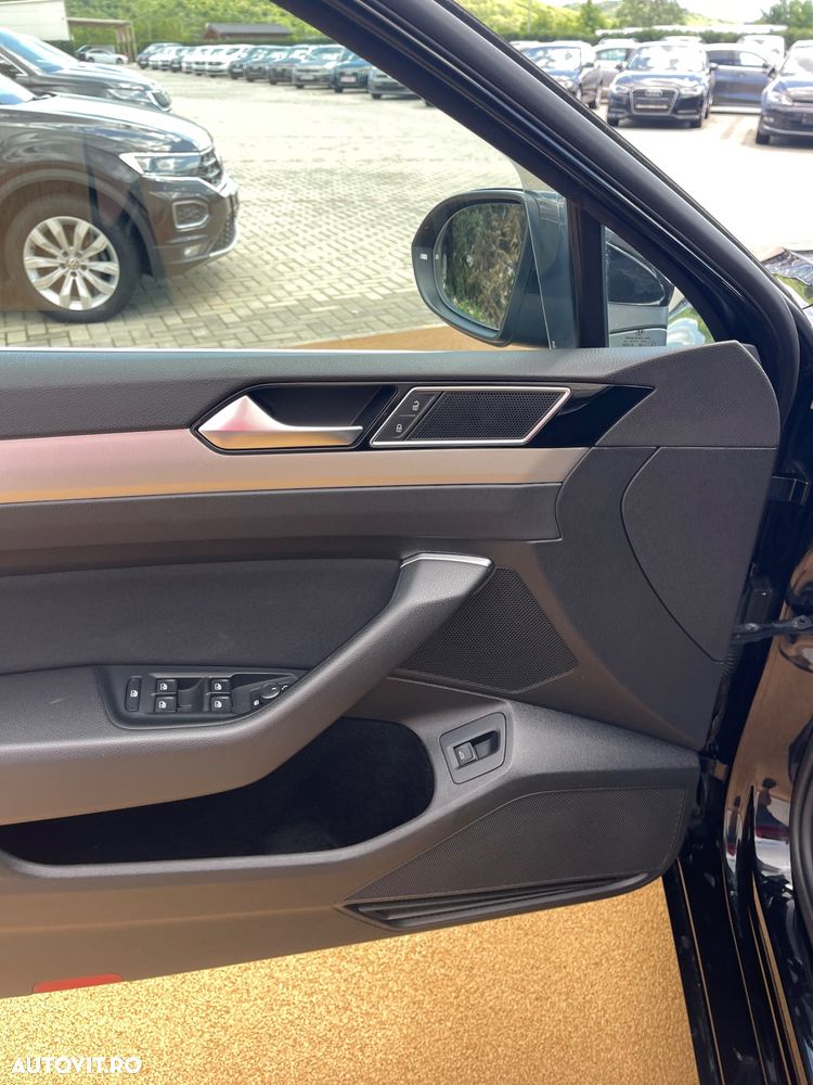 Volkswagen Passat 2.0 TDI (BlueMotion Technology) Comfortline - 31