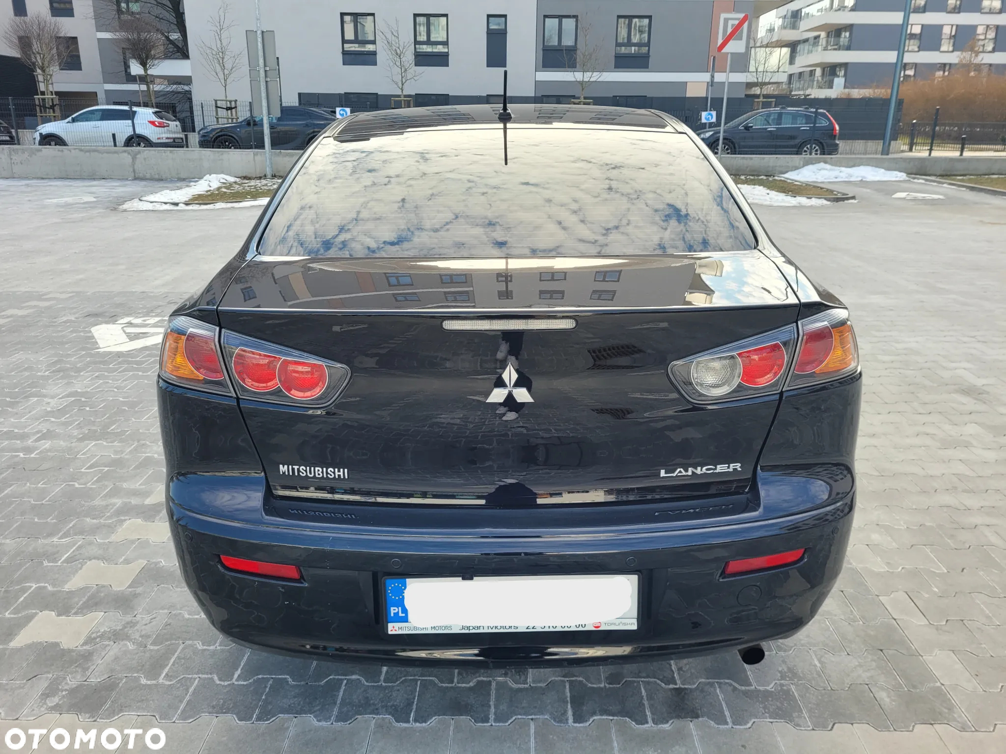 Mitsubishi Lancer 1.6 Inform - 4