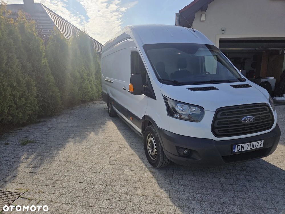 Ford Transit jumbo L4 H3