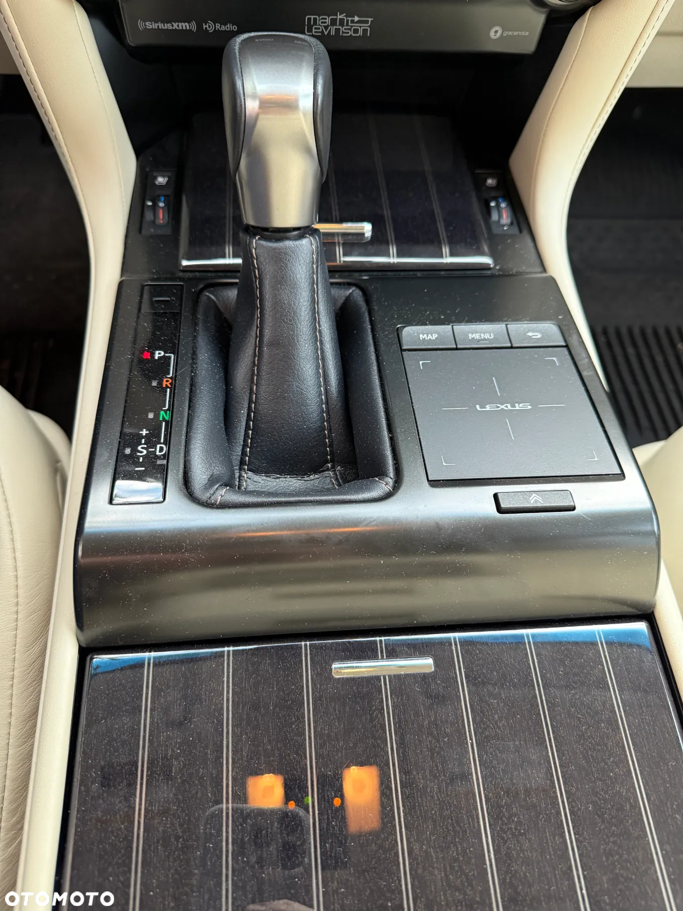 Lexus GX - 15