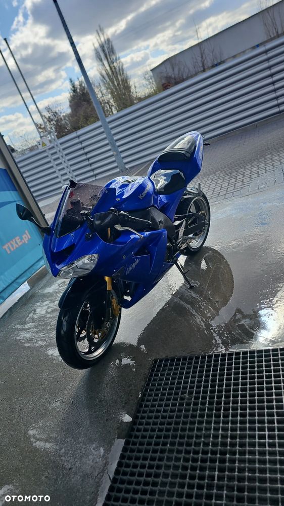 Kawasaki ZX - 4