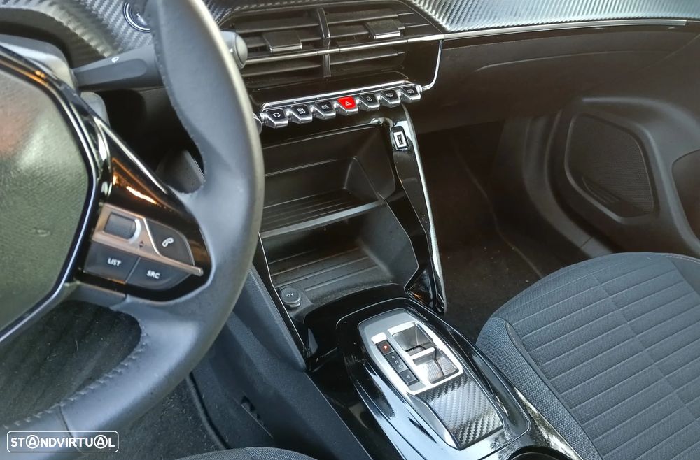 Peugeot e-2008 50 kWh Active Pack - 24