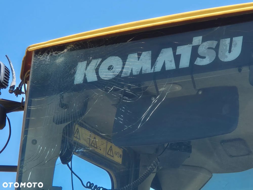 Komatsu WA470-5H - 12