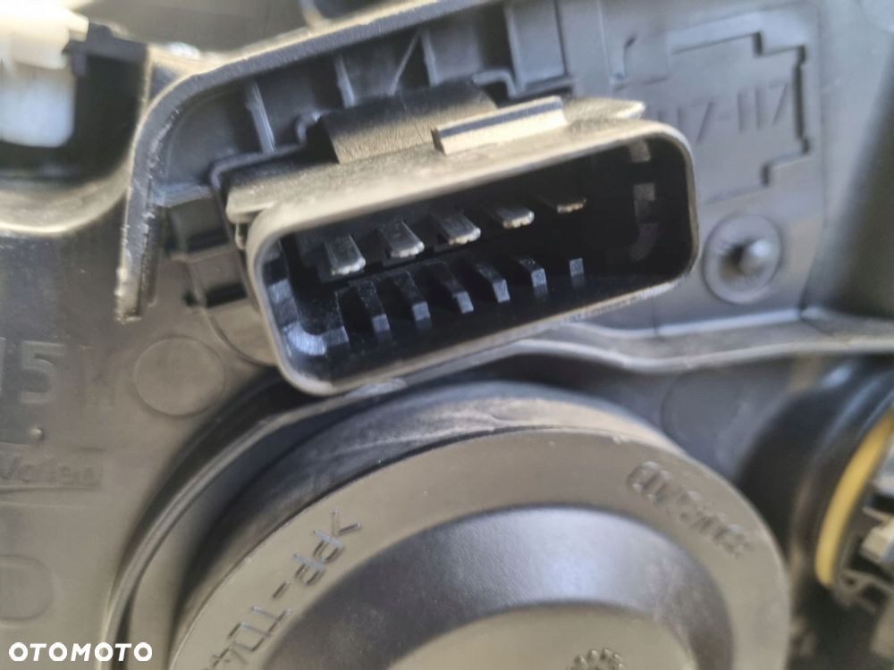 LAMPA PRAWA Renault Scenic III 13-16r LIFT PRZEDNIA PRAWY PRZÓD - 10