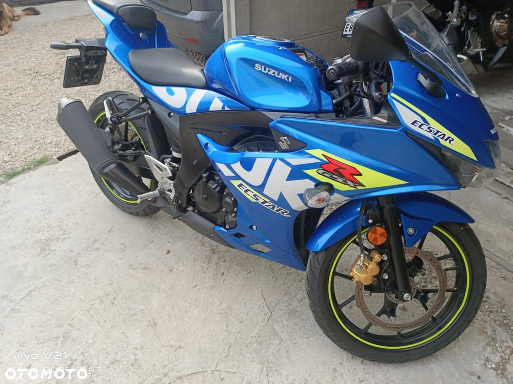 Suzuki GSX-R - 8