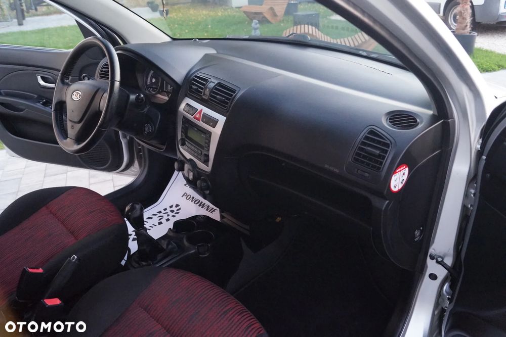 Kia Picanto - 31