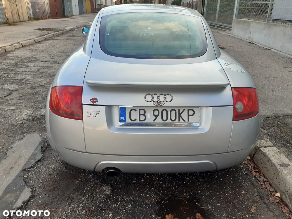 Audi TT Coupé 1.8T - 11