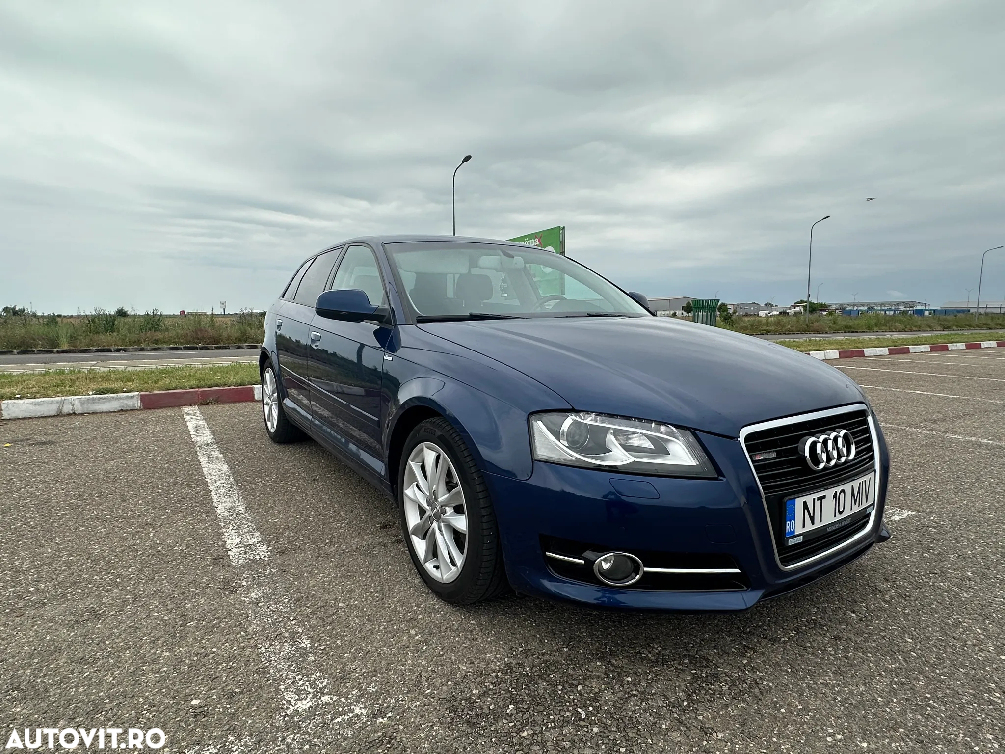 Audi A3 Sportback 2.0 TDI S-tronic Attraction - 6