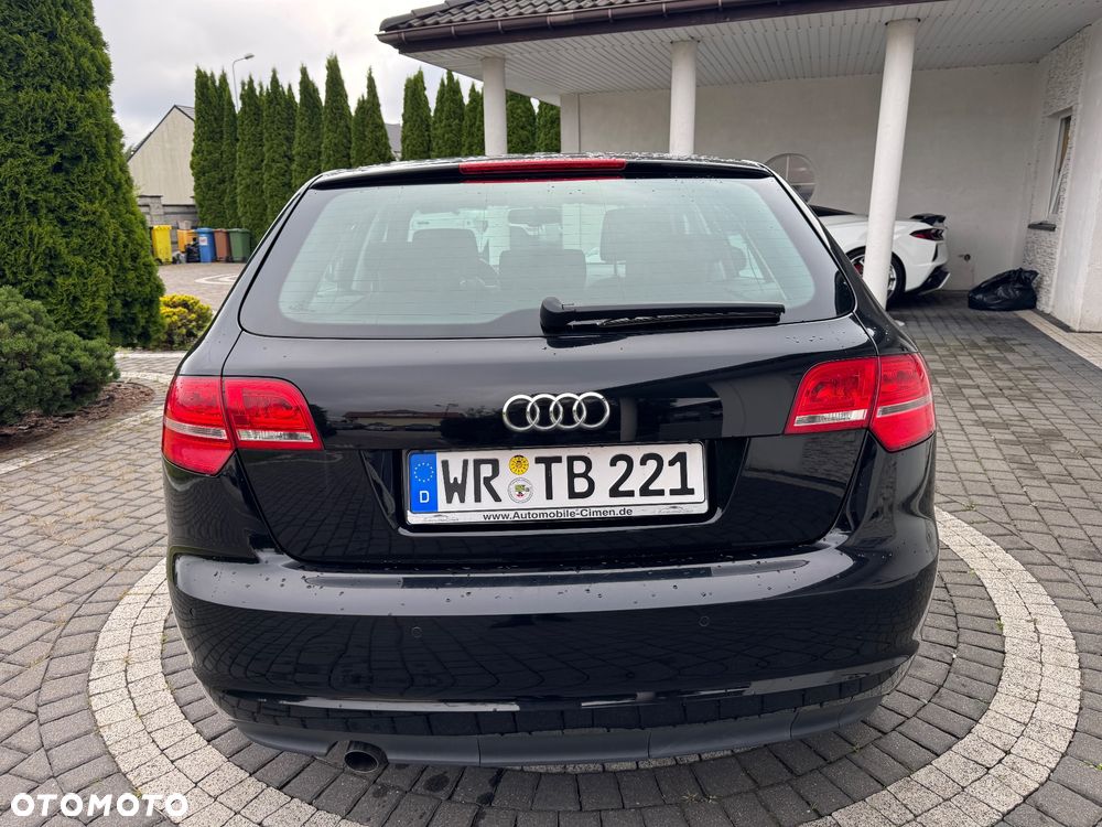 Audi A3 Sportback 2.0 TDI DPF Attraction - 5