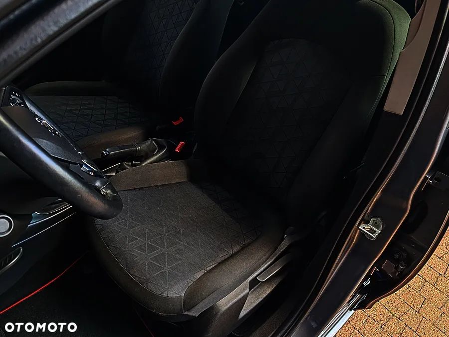 Opel Corsa 1.2 120 Jahre - 30