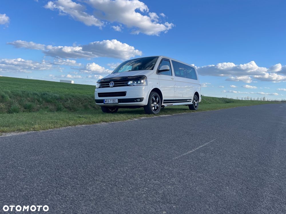 Volkswagen Multivan - 16