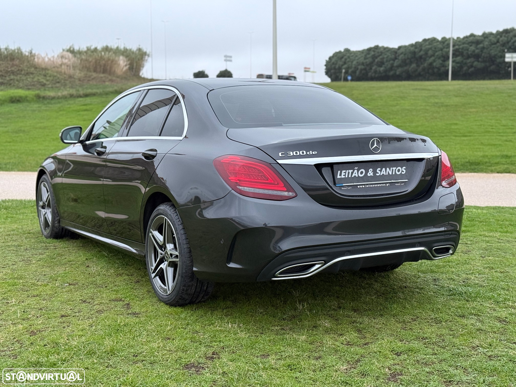 Mercedes-Benz C 300 de AMG Line - 55