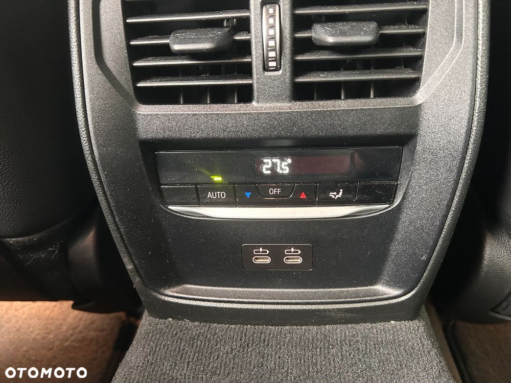 BMW Seria 3 320d xDrive M Sport Shadow sport - 23