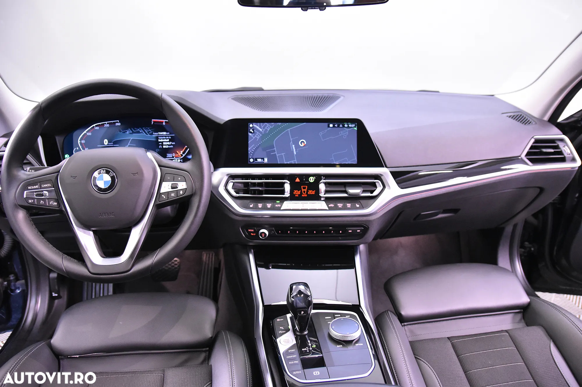 BMW Seria 3 318i Touring Aut. - 9