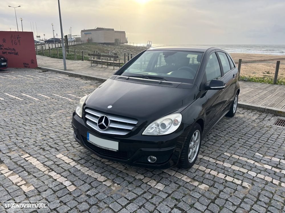 Mercedes-Benz B 150 - 2