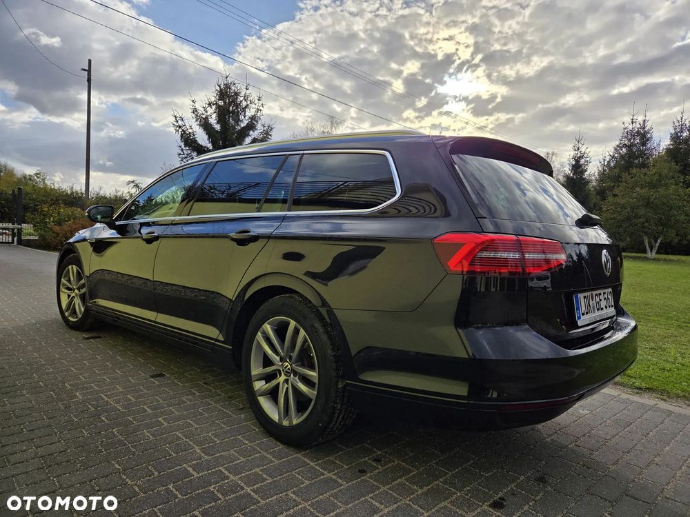 Volkswagen Passat - 5