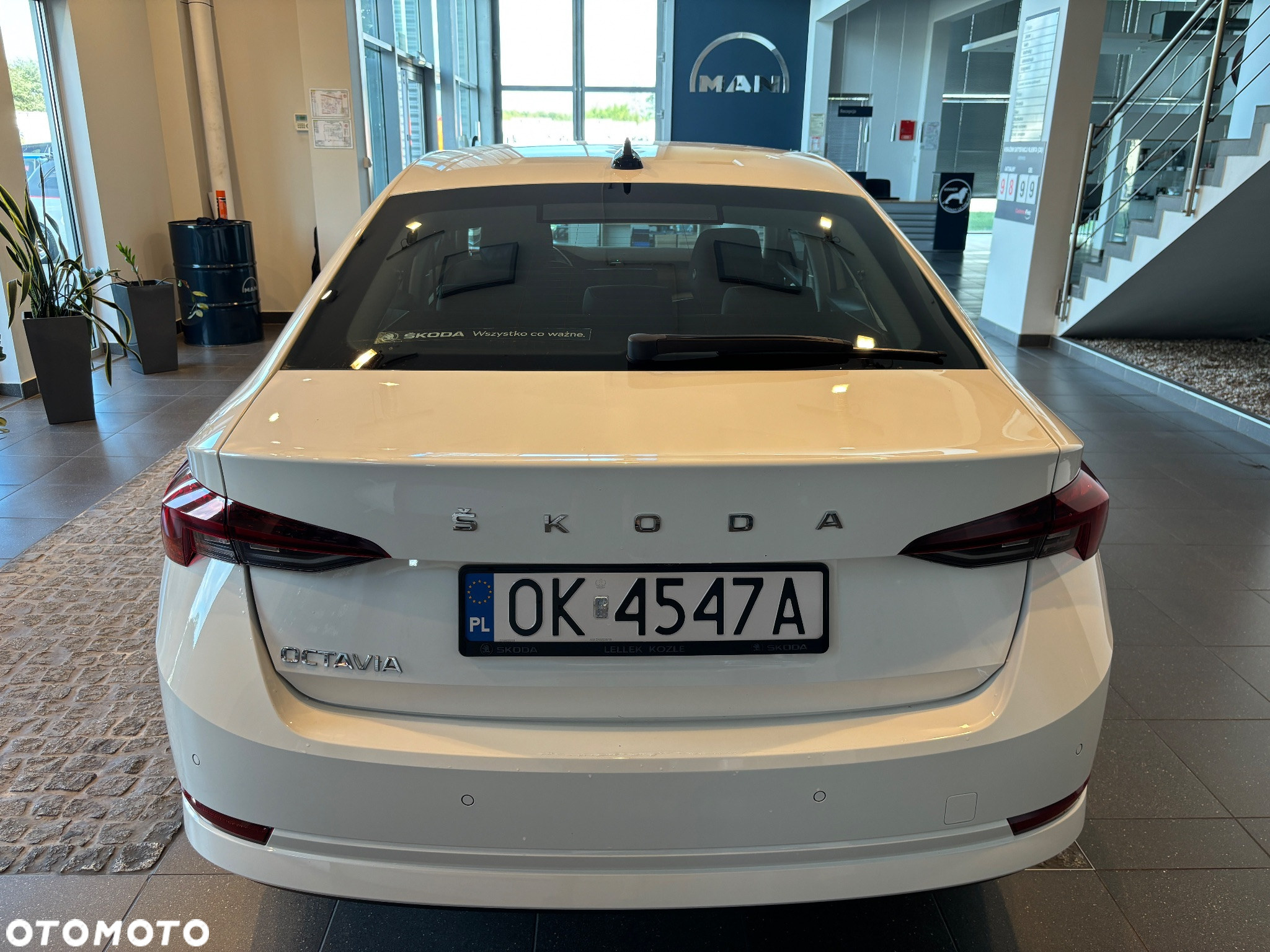 Skoda Octavia 2.0 TDI Ambition DSG - 9