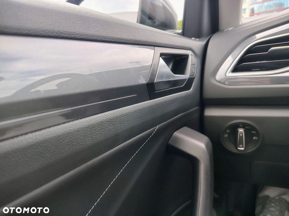 Volkswagen T-Roc 1.5 TSI Final Edition DSG - 26