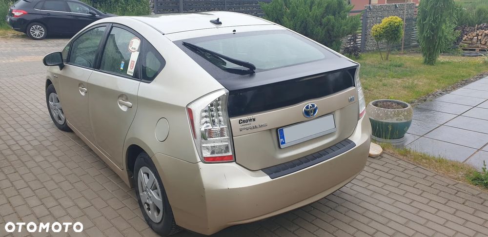 Toyota Prius - 5