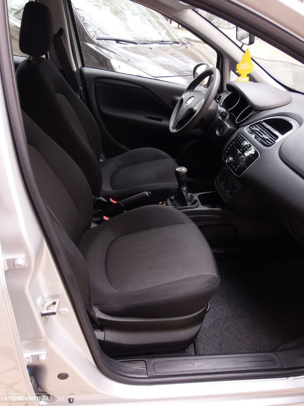 Fiat Grande Punto - 32
