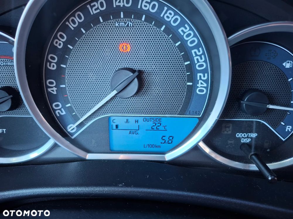 Toyota Auris - 22
