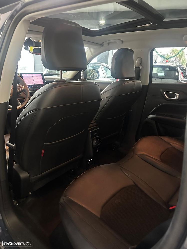 Jeep Compass 1.3 T-GDI 4xe PLUG-IN HYBRID Auto Limited - 13