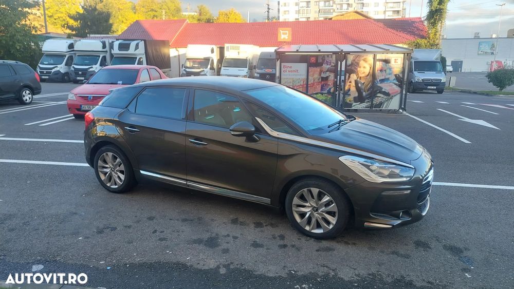Citroën DS5 Hybrid4 EGS6 Business - 5