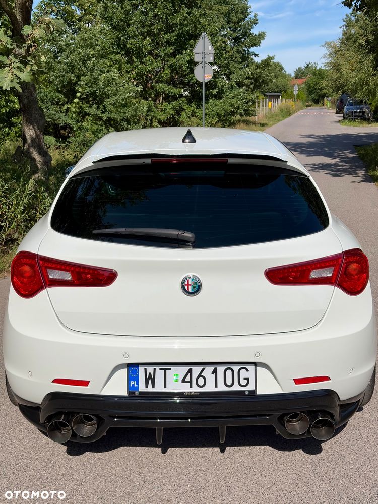 Alfa Romeo Giulietta - 8