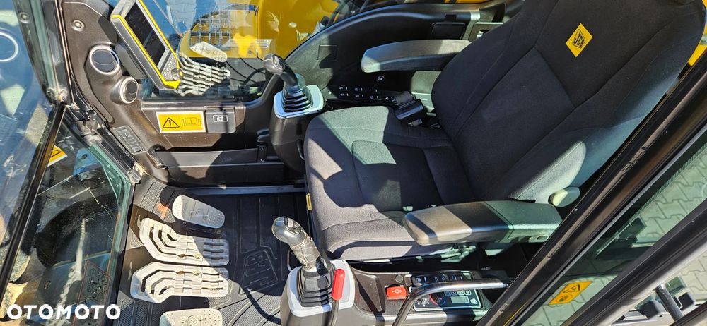 JCB << JZ1440LC+ Roto 3x łamane ramie pług gumowe nakładki >> - 25