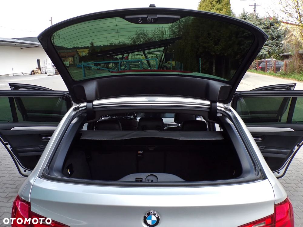 BMW Seria 5 520d Edition Fleet Sport - 26