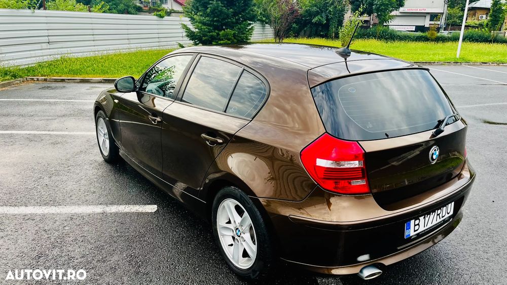 BMW Seria 1 120d - 11