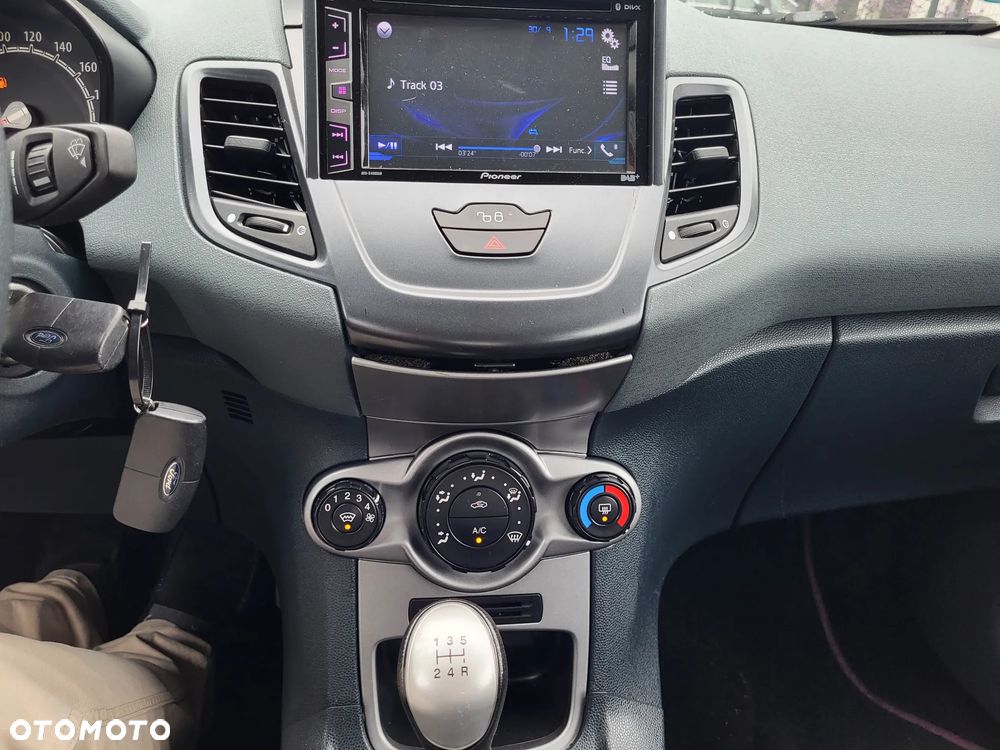 Ford Fiesta 1.25 Trend Edition - 11