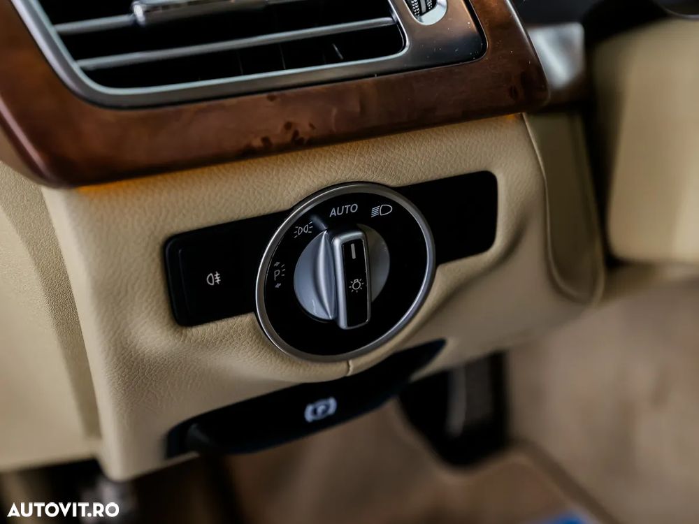 Mercedes-Benz CLS 350 d 4MATIC Aut - 24