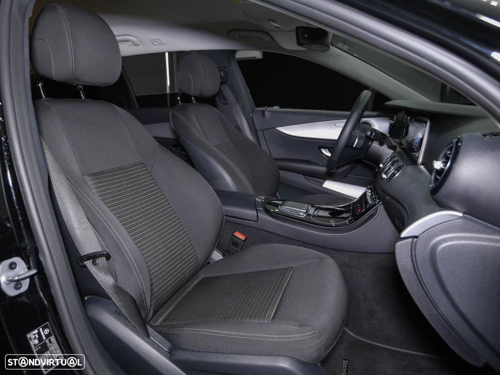 Mercedes-Benz E 300 de Avantgarde 4Matic - 9