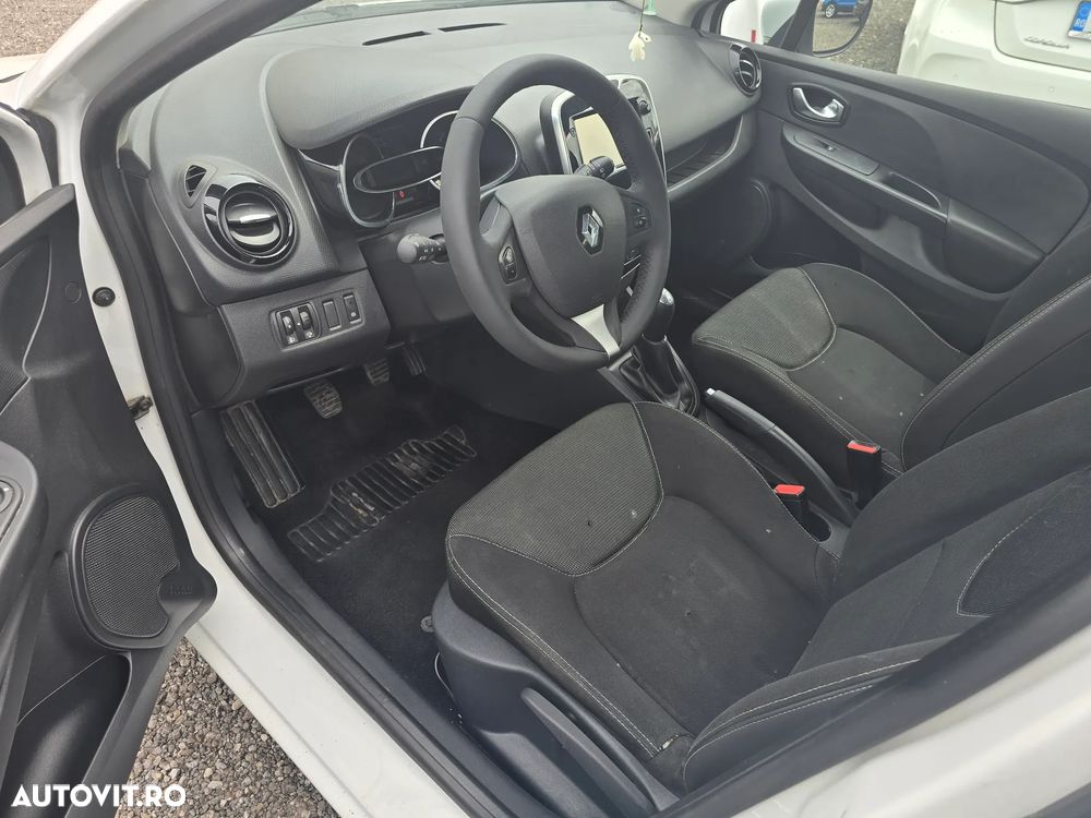 Renault Clio 1.5 dCi Zen - 11