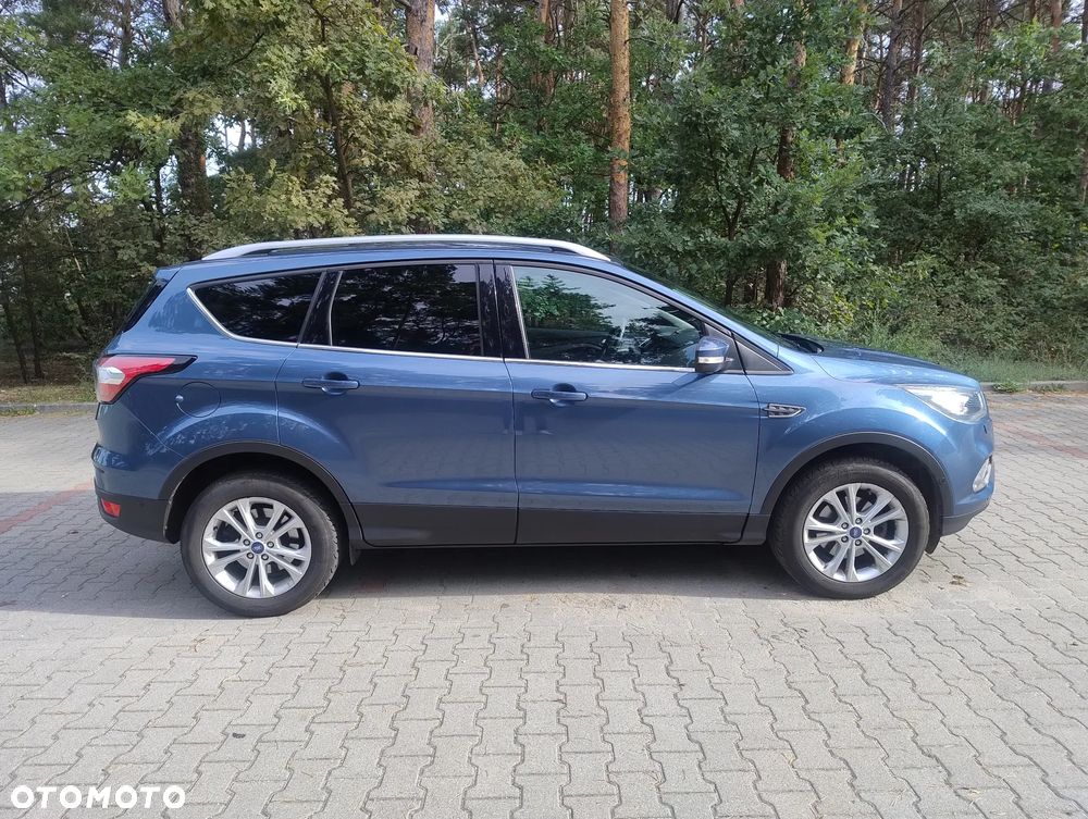 Ford Kuga 1.5 EcoBoost FWD Titanium - 3