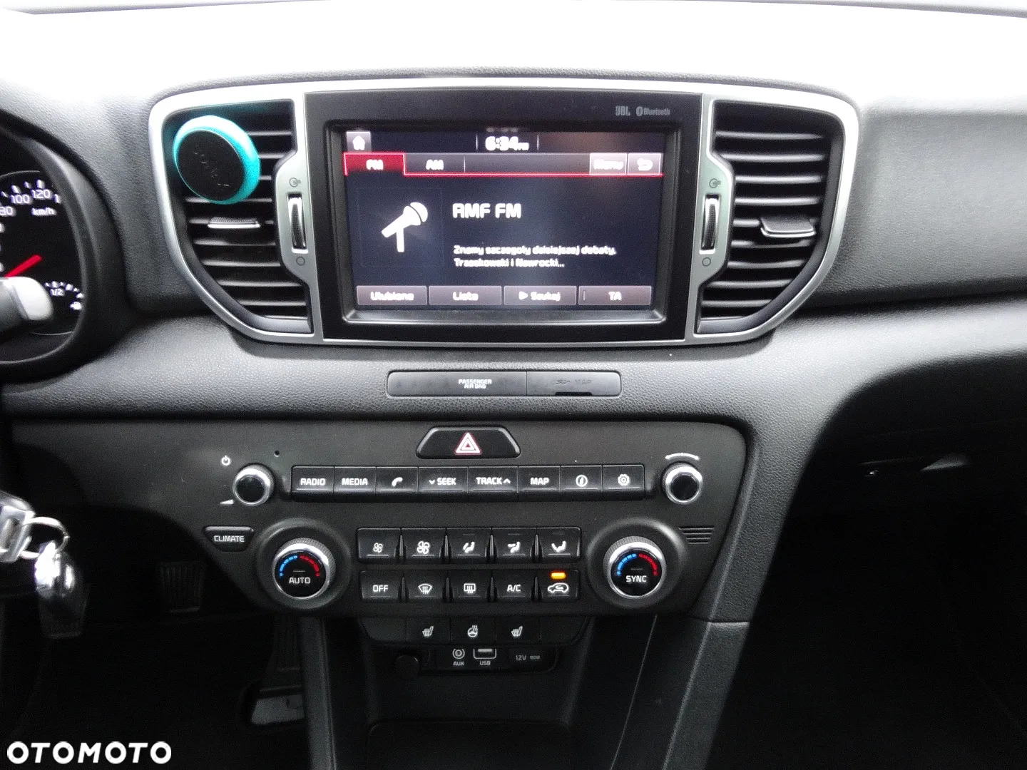 Kia Sportage 1.7 CRDI 2WD Dream-Team Edition - 27