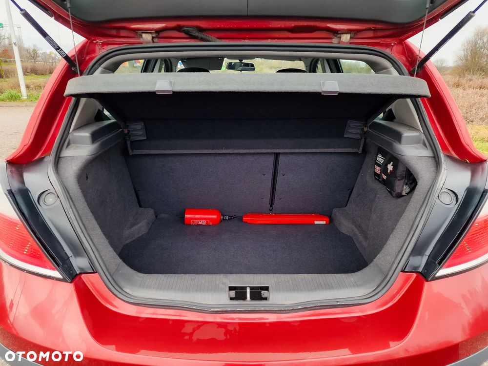 Opel Astra 1.4 Essentia - 4