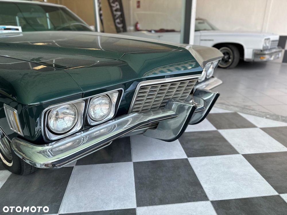 Buick Riviera - 7