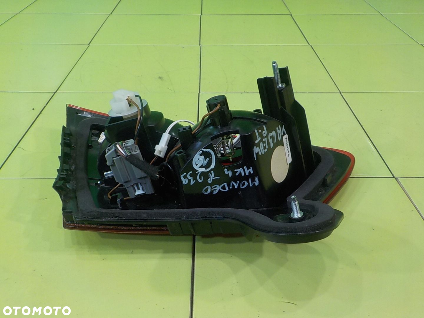 MONDEO MK4 LIFT 2.0 TDCI 13r HB 5D lampa prawa tyl w klape BS71-13A602-AE - 5