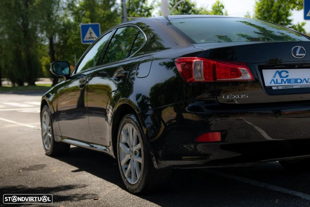 Lexus IS 200 d P.Executive 6G - 15