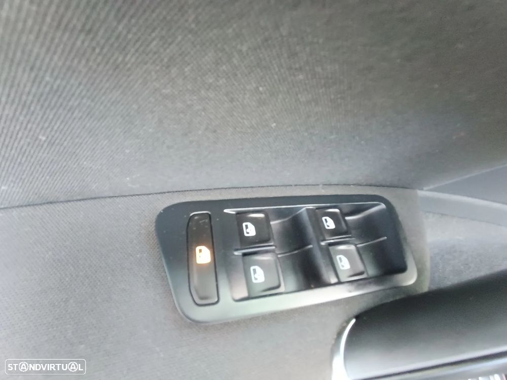 VW Golf Variant 1.6 TDi Highline - 10