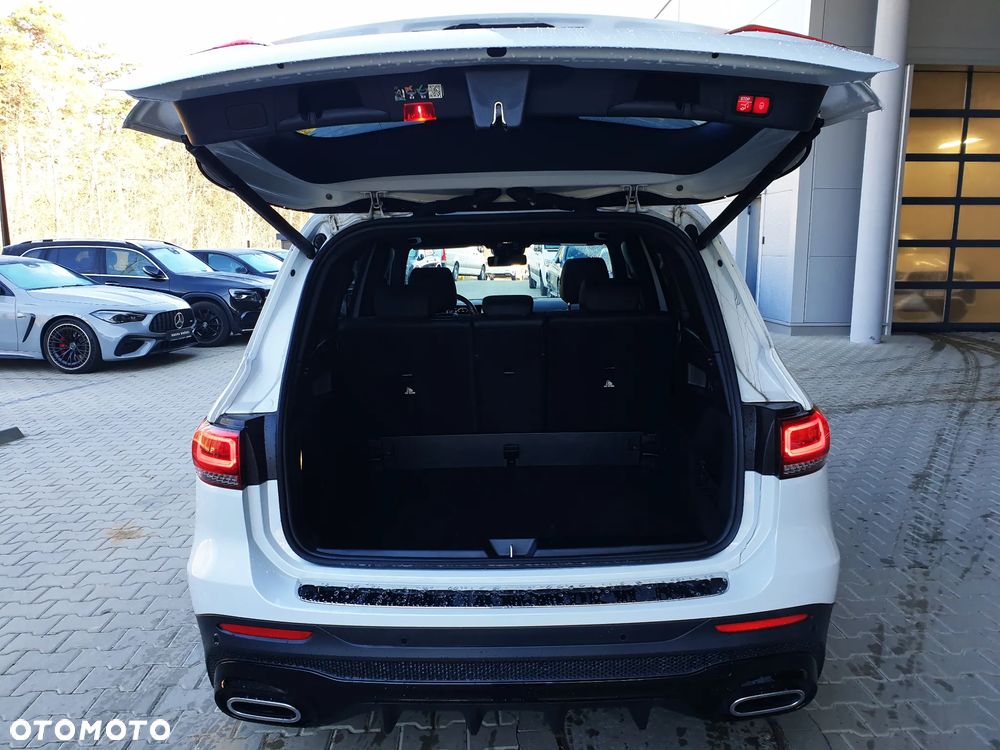 Mercedes-Benz GLB 200 d AMG Line 8G-DCT - 17