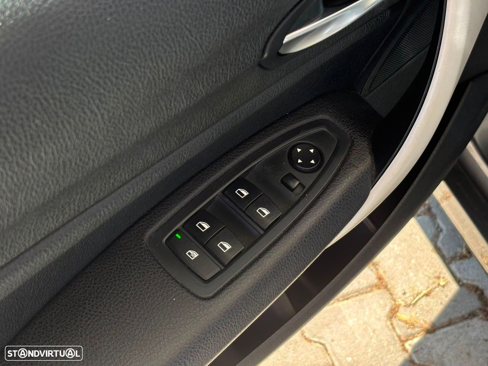 BMW 116 d EDynamics Line Sport - 10