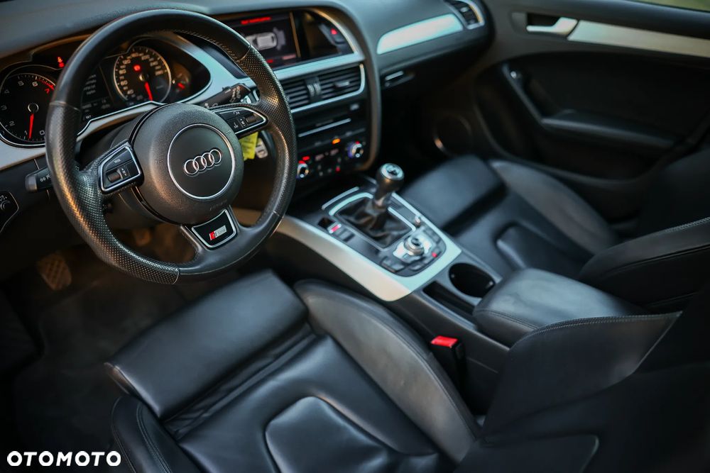 Audi A4 Avant 2.0 TFSI Quattro - 24