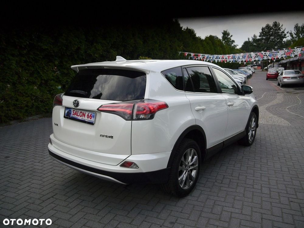 Toyota RAV4 2.0 D-4D 4x2 Start-Stop Comfort - 4